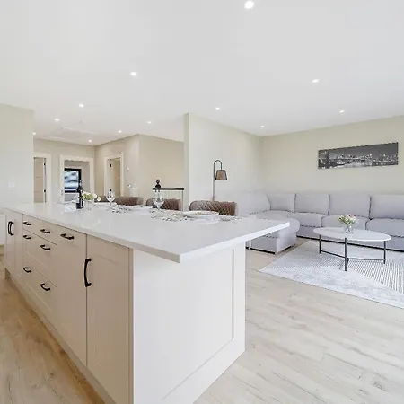 Seaview 'sleeping 4 Guests' Daire Rockstown