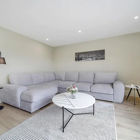 Seaview 'sleeping 4 Guests' * Rockstown