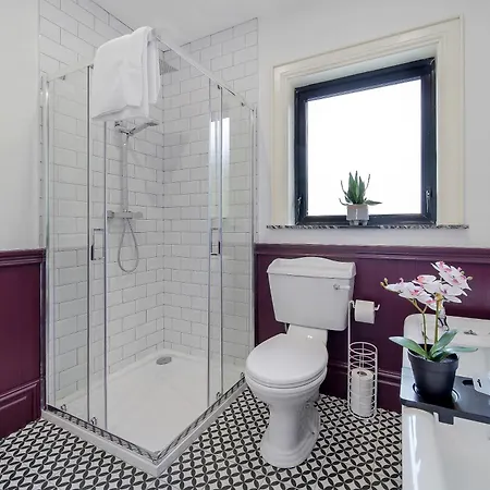 Seaview 'sleeping 4 Guests' Daire