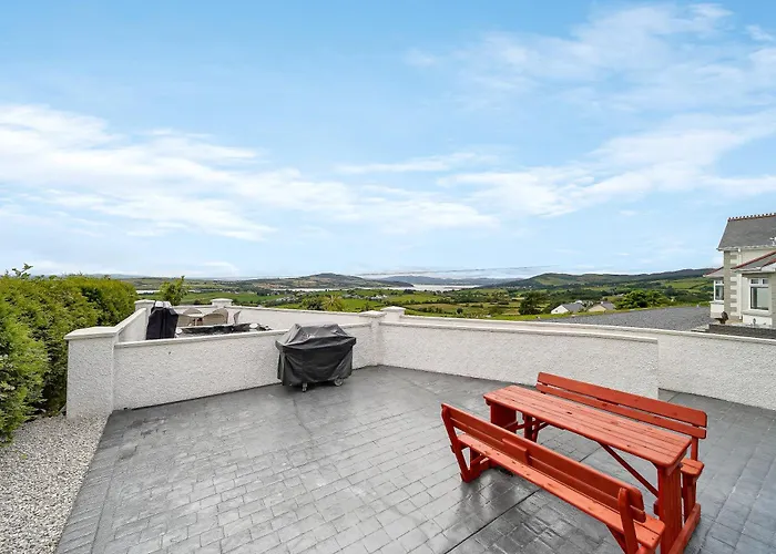 Seaview 'sleeping 4 Guests' Apartman *